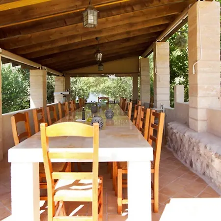 Charming House In With Garden And Shared Pool