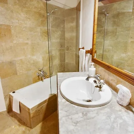 Holiday home Charming House In With Garden And Shared Pool *