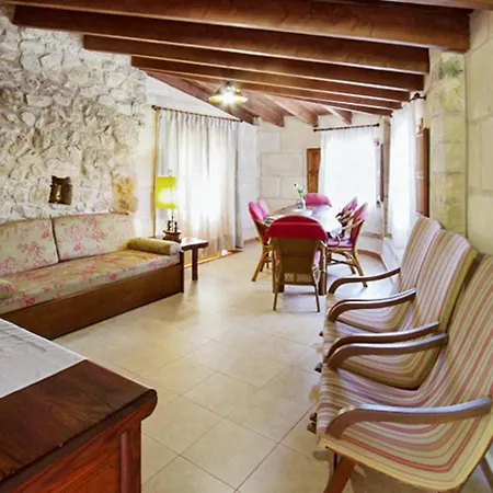 Holiday home Charming House In With Garden And Shared Pool *